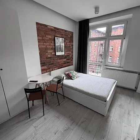 Urban Comfort L Powstancow Appartement Katowice