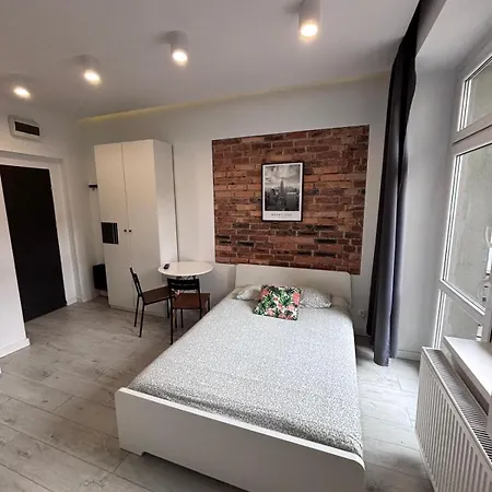 Urban Comfort L Powstancow