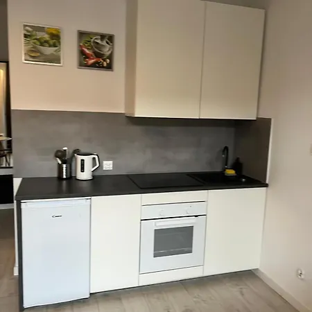 Urban Comfort L Powstancow *
